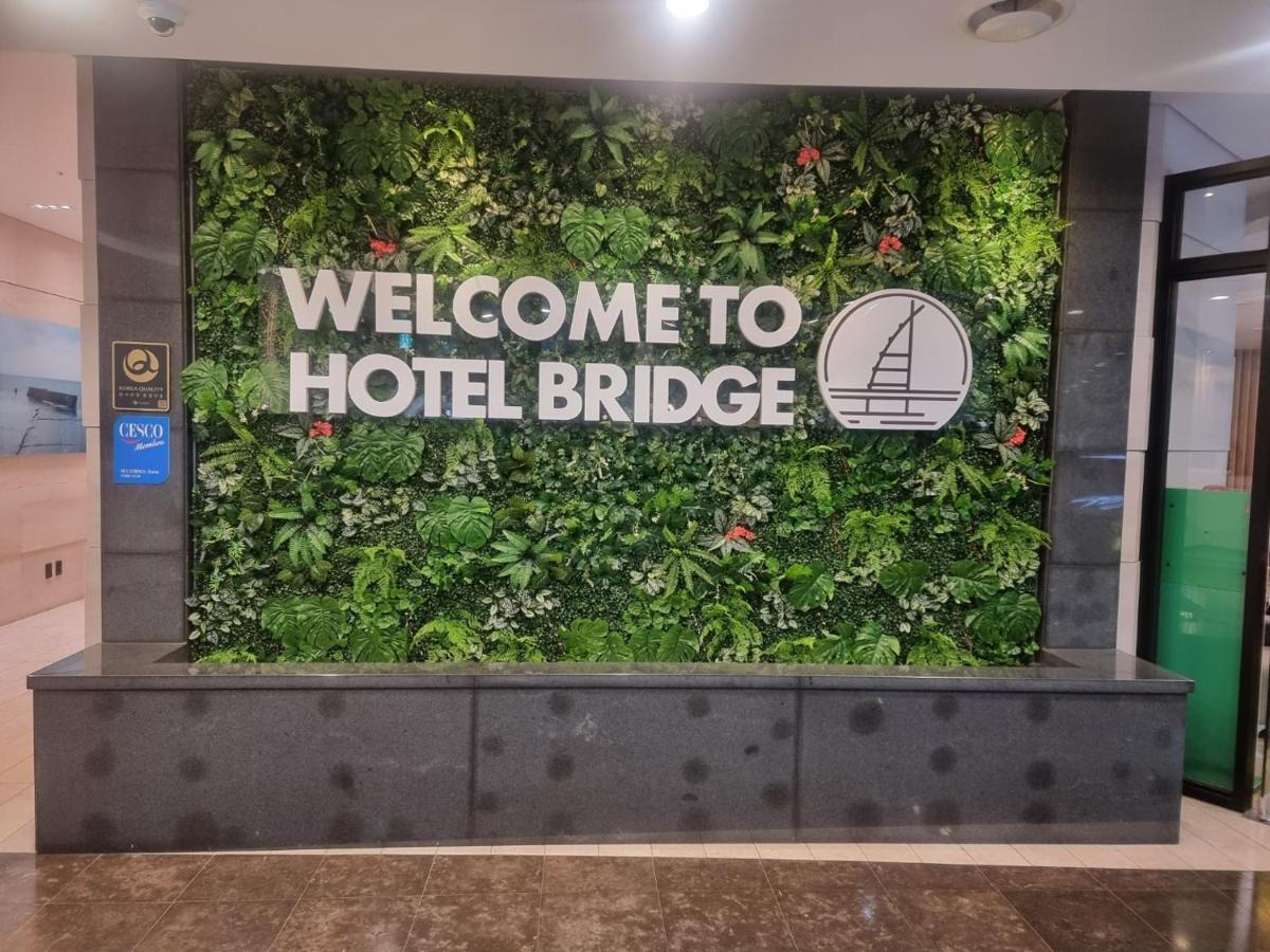 Hotel Bridge Σεογκουίπο Εξωτερικό φωτογραφία