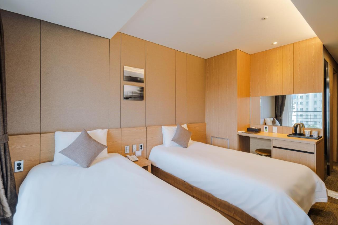 Hotel Bridge Σεογκουίπο Εξωτερικό φωτογραφία