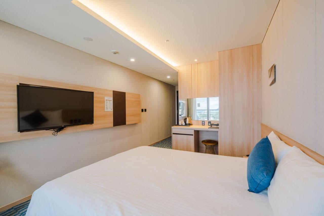 Hotel Bridge Σεογκουίπο Εξωτερικό φωτογραφία
