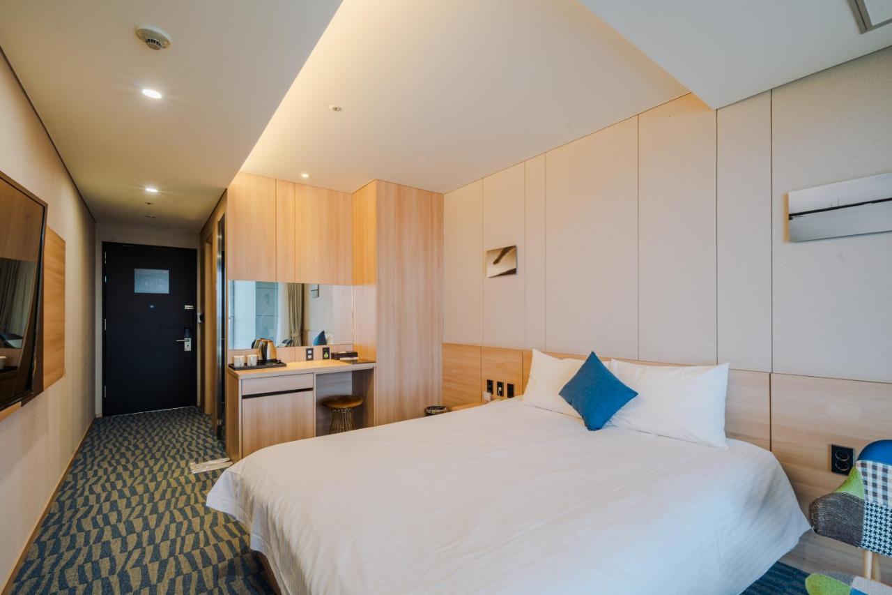 Hotel Bridge Σεογκουίπο Εξωτερικό φωτογραφία