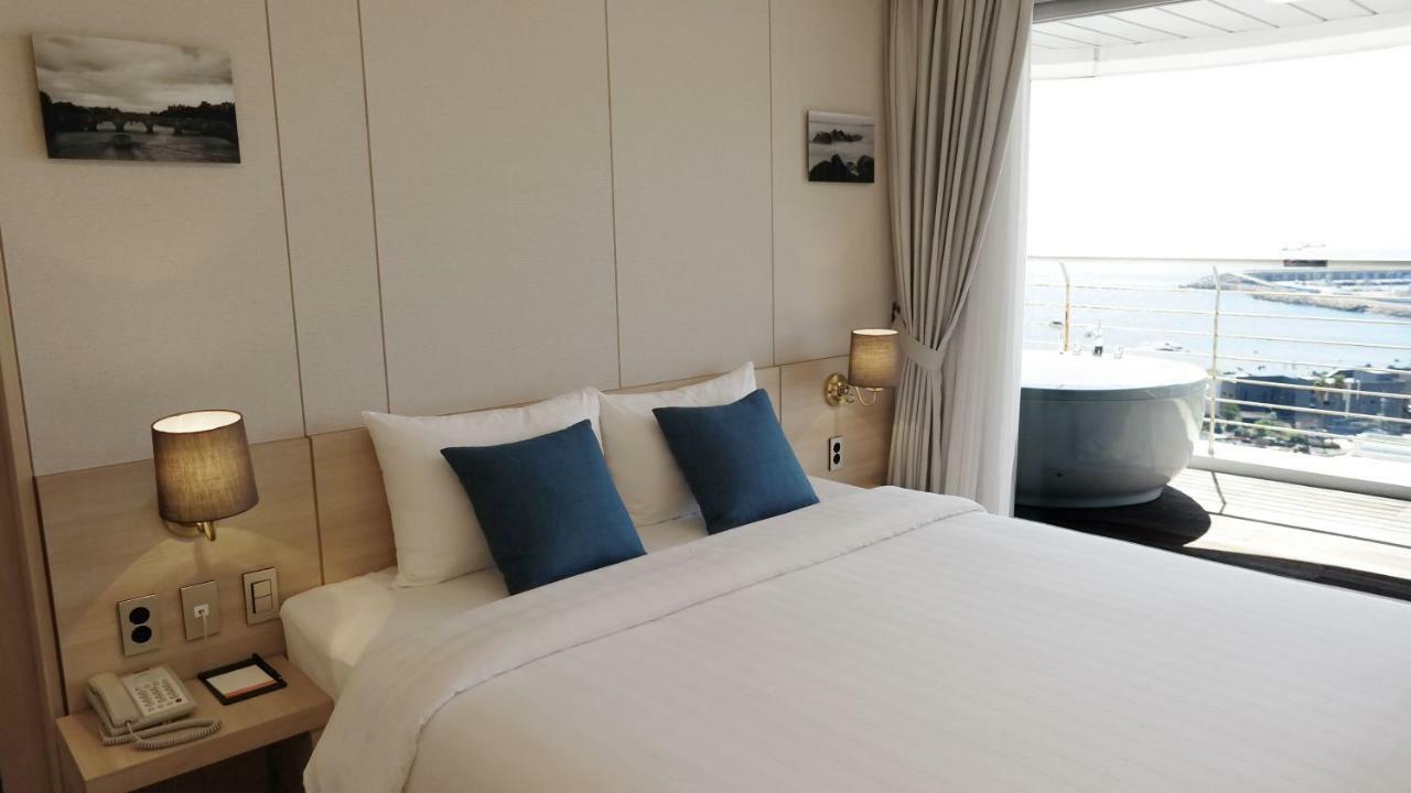 Hotel Bridge Σεογκουίπο Εξωτερικό φωτογραφία